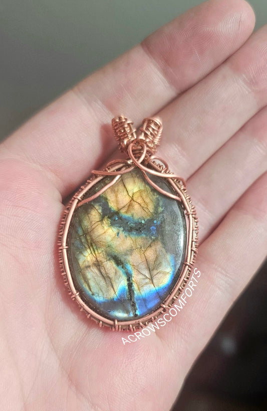 Labradorite Wire Pendant